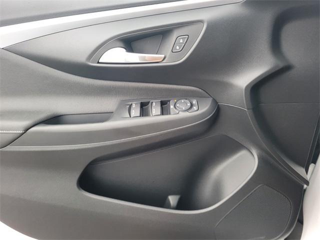 new 2025 Buick Envista car, priced at $24,086