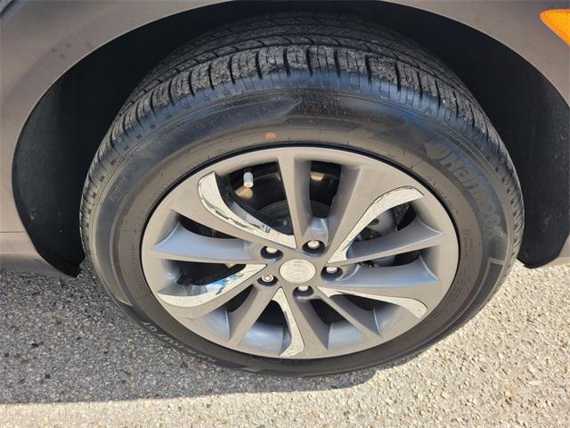 used 2022 Buick Encore GX car, priced at $22,995