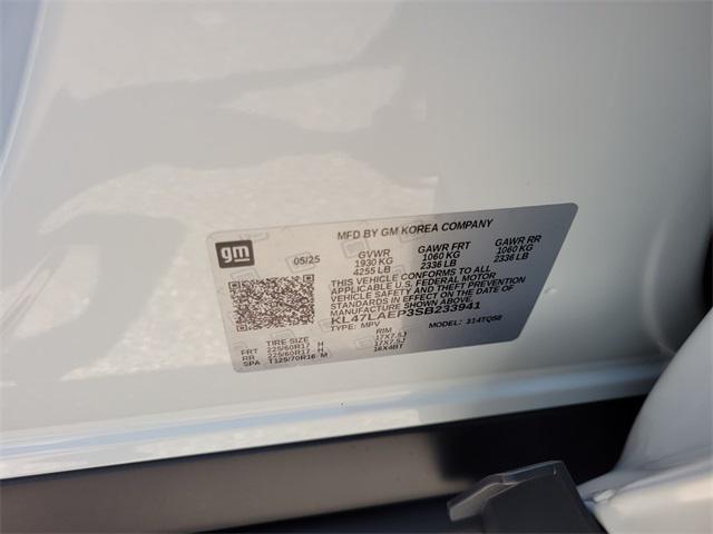 new 2025 Buick Envista car, priced at $24,067