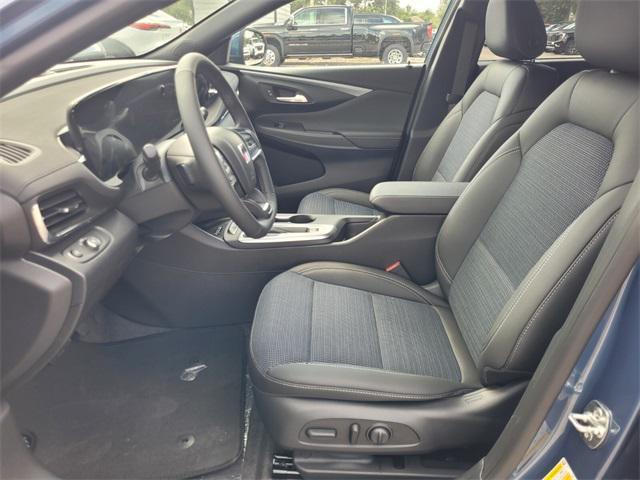 new 2025 Buick Envista car, priced at $26,470