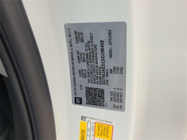 new 2025 GMC Sierra 1500 car, priced at $39,870