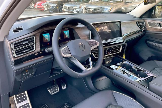 new 2025 Volkswagen Atlas car, priced at $52,769