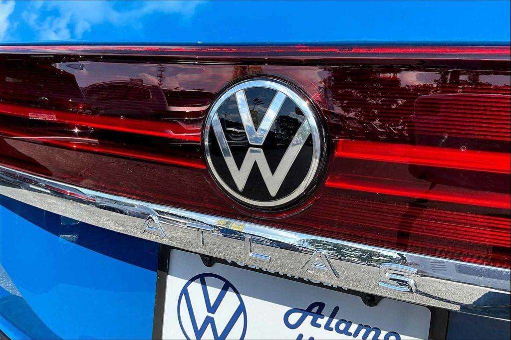 new 2026 Volkswagen Atlas car, priced at $46,436