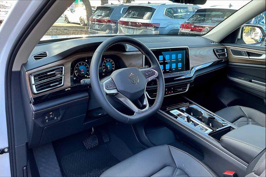 new 2026 Volkswagen Atlas car, priced at $46,296