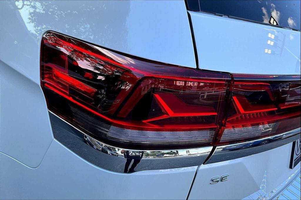 new 2026 Volkswagen Atlas car, priced at $46,296