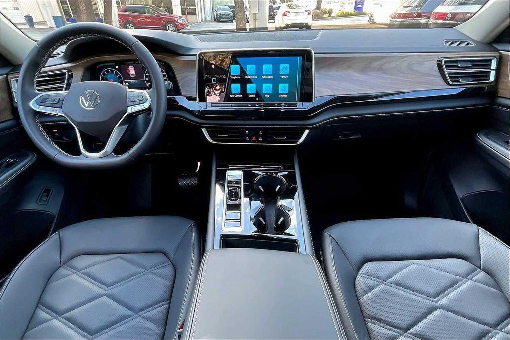 new 2026 Volkswagen Atlas car, priced at $46,296