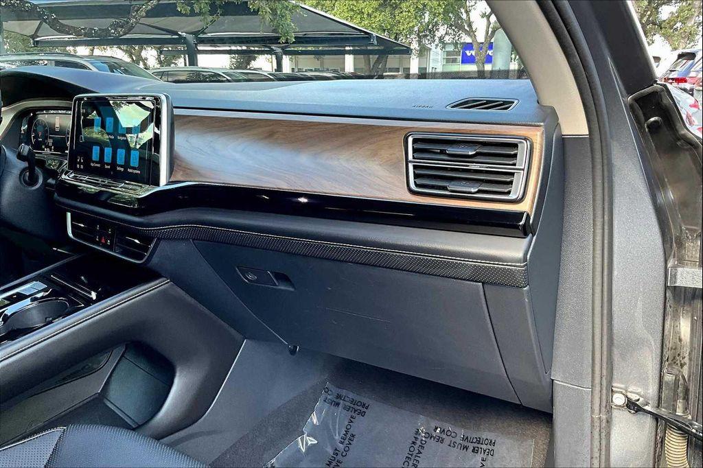 used 2024 Volkswagen Atlas car, priced at $29,931