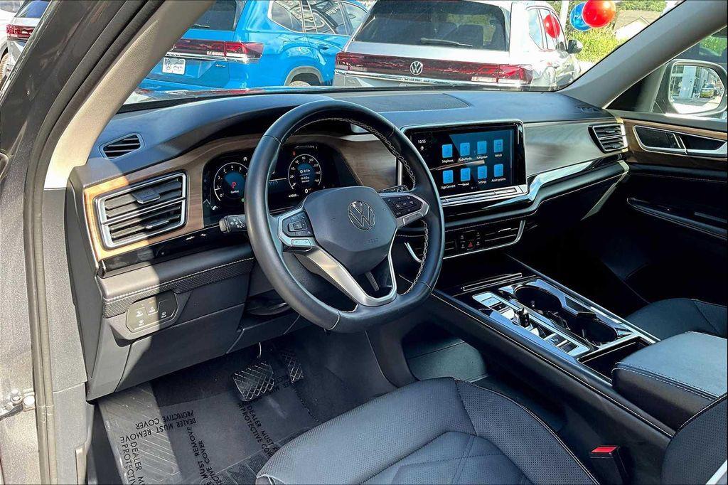used 2024 Volkswagen Atlas car, priced at $29,931