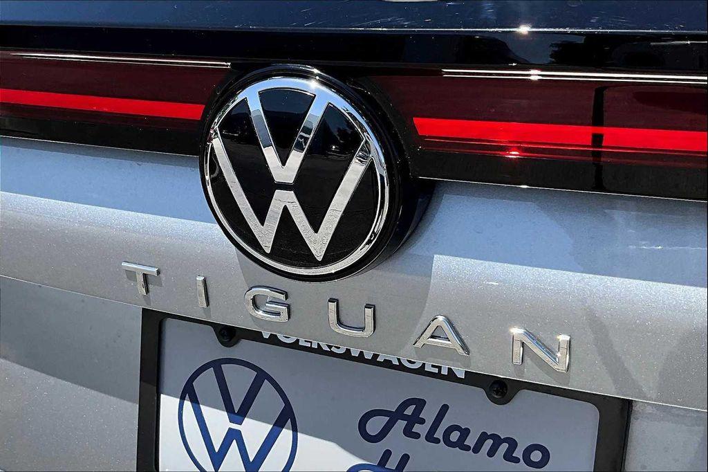 new 2025 Volkswagen Tiguan car, priced at $31,265
