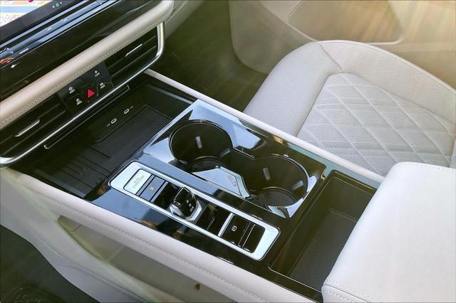 new 2025 Volkswagen Atlas car, priced at $55,119