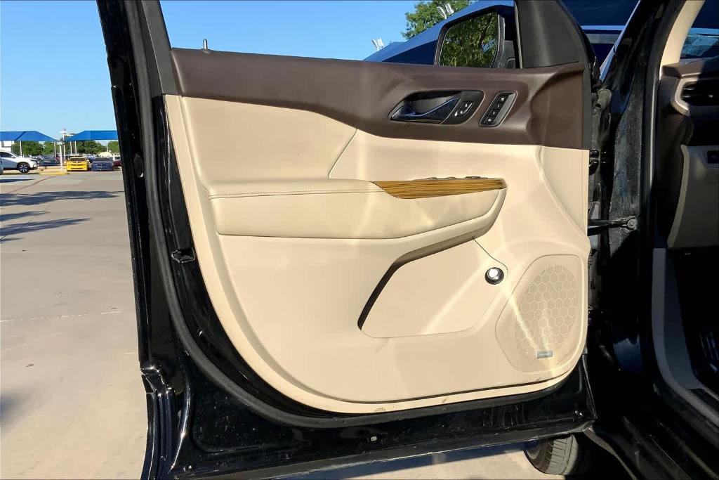 used 2018 GMC Acadia car, priced at $21,471