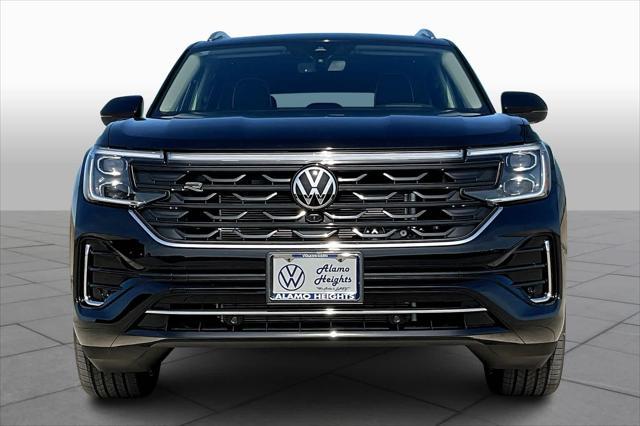 new 2025 Volkswagen Atlas car, priced at $54,663