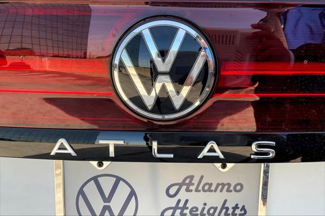 new 2025 Volkswagen Atlas car, priced at $47,404