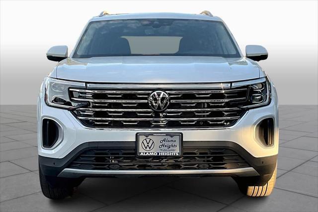 new 2025 Volkswagen Atlas car, priced at $48,689