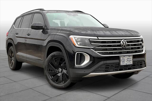 new 2025 Volkswagen Atlas car, priced at $43,209