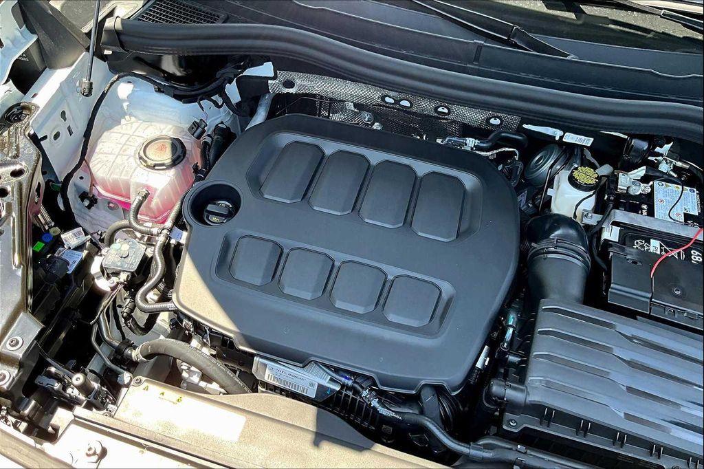 new 2025 Volkswagen Tiguan car, priced at $31,275