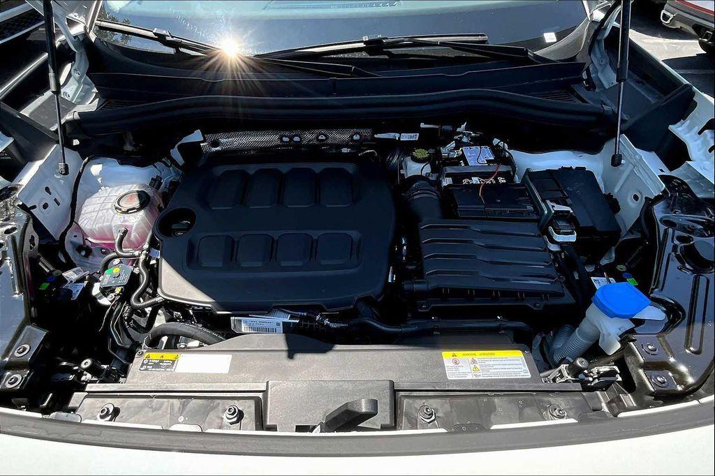 new 2025 Volkswagen Tiguan car, priced at $31,275