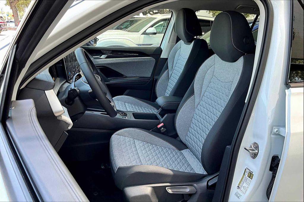 new 2025 Volkswagen Tiguan car, priced at $31,275