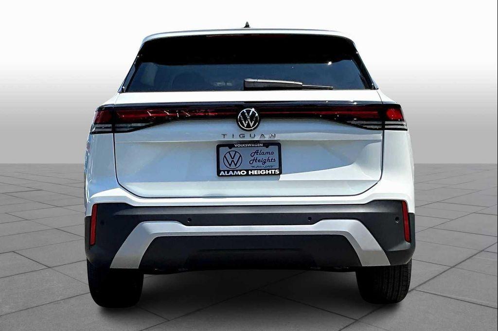 new 2025 Volkswagen Tiguan car, priced at $31,275