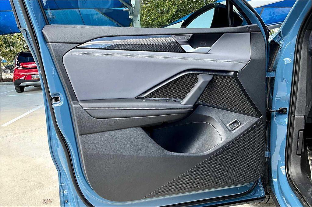 new 2025 Volkswagen Tiguan car, priced at $39,369