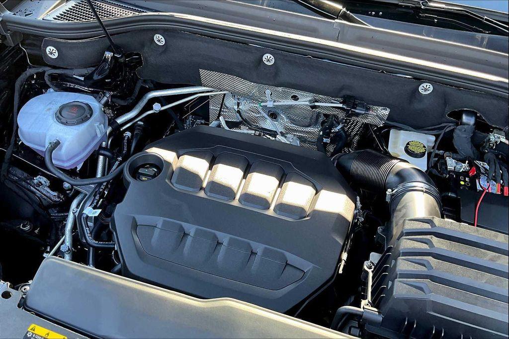 new 2026 Volkswagen Atlas Cross Sport car, priced at $53,128