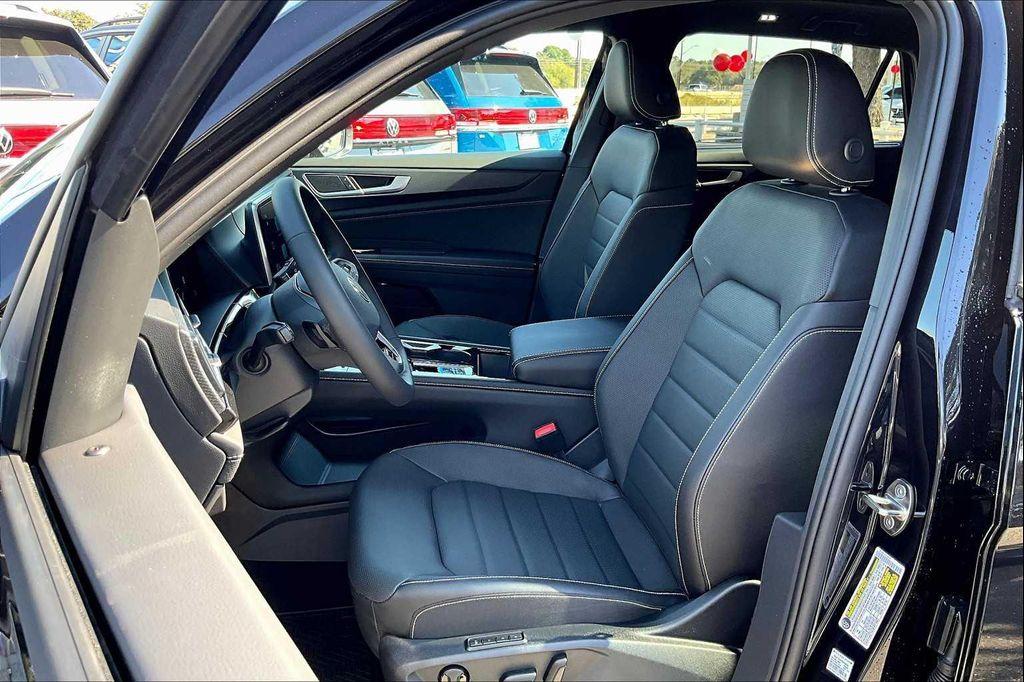 new 2026 Volkswagen Atlas Cross Sport car, priced at $53,128