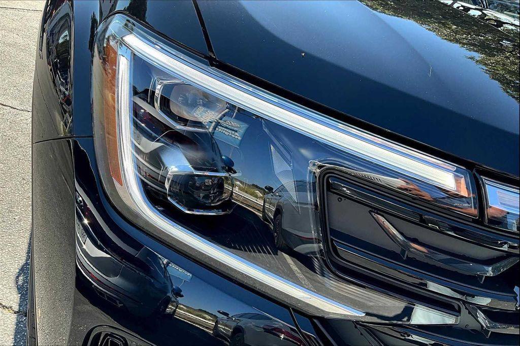 new 2026 Volkswagen Atlas Cross Sport car, priced at $53,128