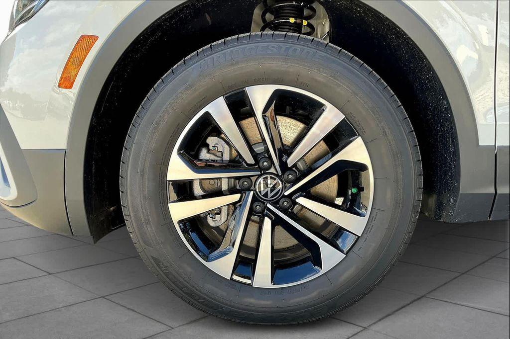 new 2024 Volkswagen Tiguan car, priced at $30,499