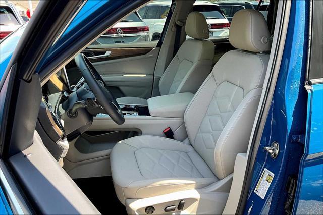 new 2025 Volkswagen Atlas car, priced at $45,687