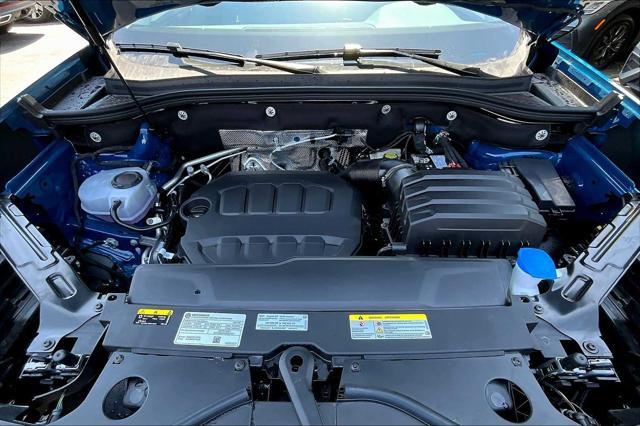 new 2025 Volkswagen Atlas car, priced at $45,687