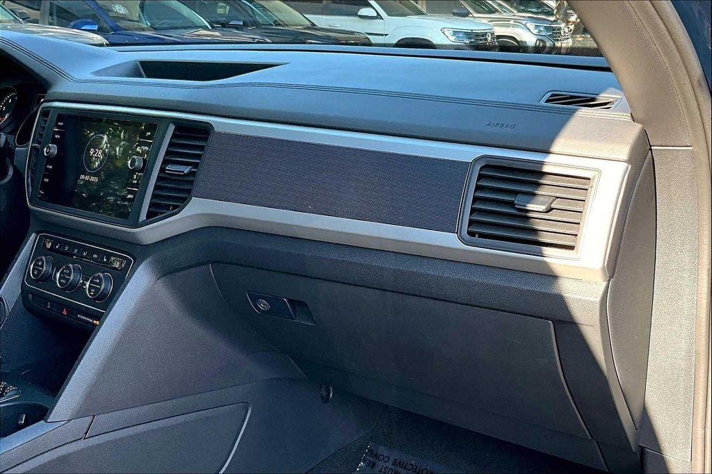 used 2021 Volkswagen Atlas Cross Sport car, priced at $25,300
