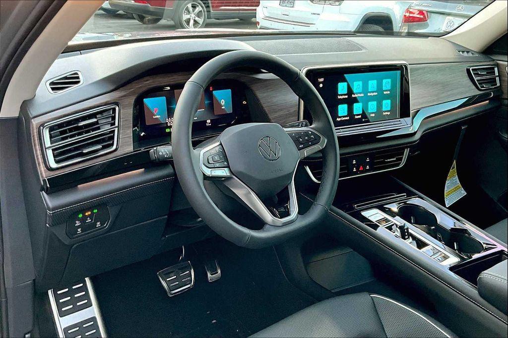 new 2025 Volkswagen Atlas car, priced at $54,606