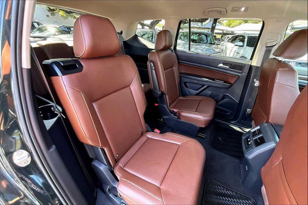 used 2021 Volkswagen Atlas car, priced at $20,991