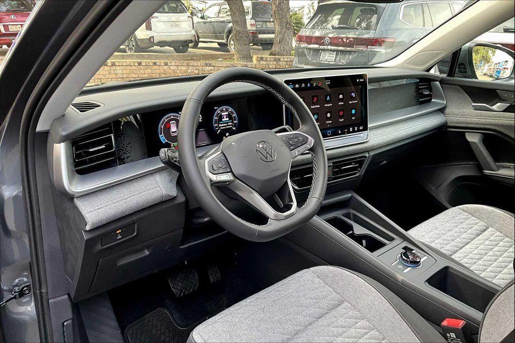 new 2025 Volkswagen Tiguan car, priced at $31,275