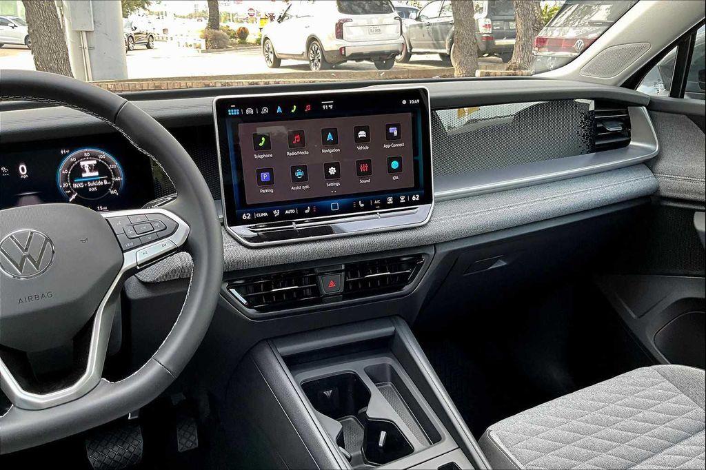 new 2025 Volkswagen Tiguan car, priced at $31,275