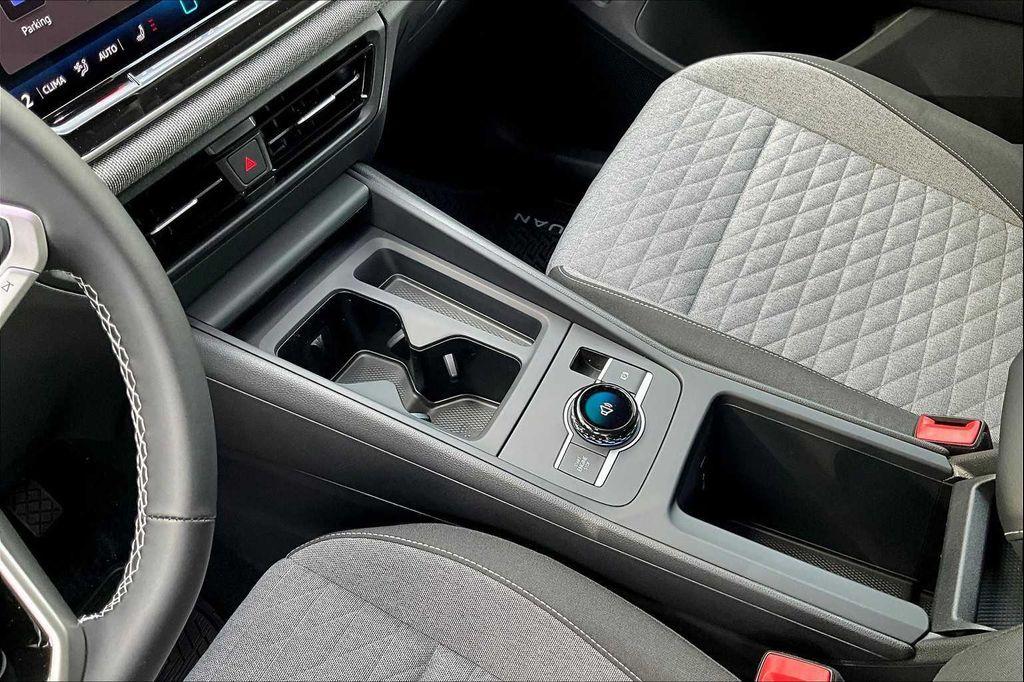 new 2025 Volkswagen Tiguan car, priced at $31,275