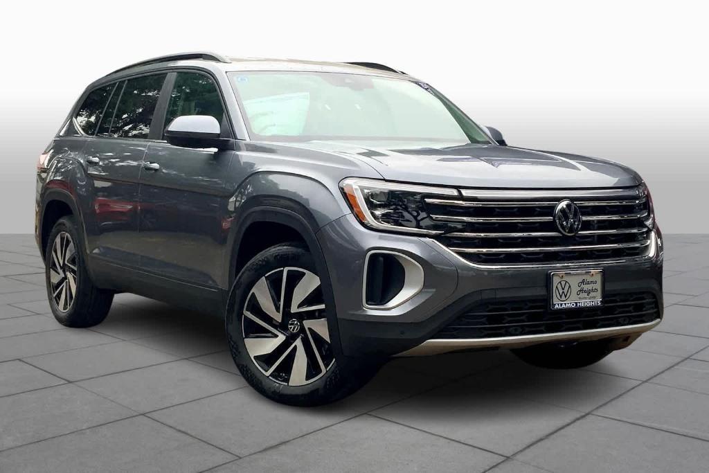 new 2024 Volkswagen Atlas car, priced at $40,434