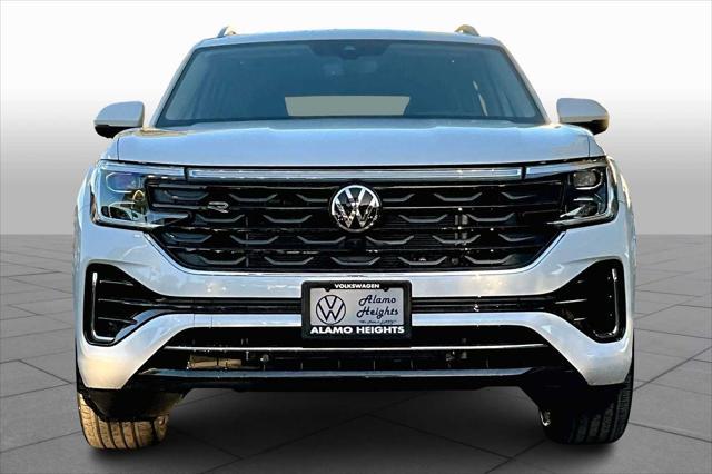 new 2025 Volkswagen Atlas car, priced at $55,118