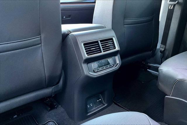 new 2025 Volkswagen Atlas car, priced at $55,119