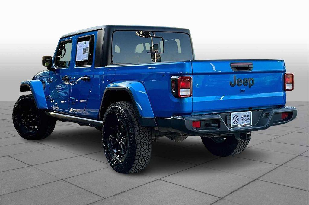 used 2022 Jeep Gladiator car, priced at $29,991