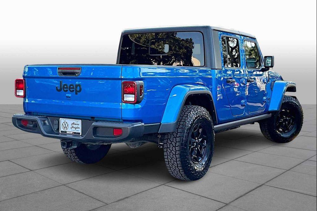 used 2022 Jeep Gladiator car, priced at $29,991