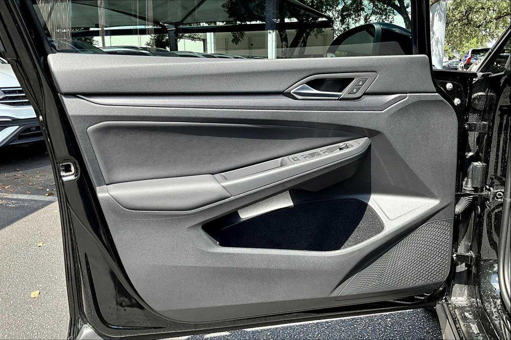 new 2025 Volkswagen Golf GTI car, priced at $39,425