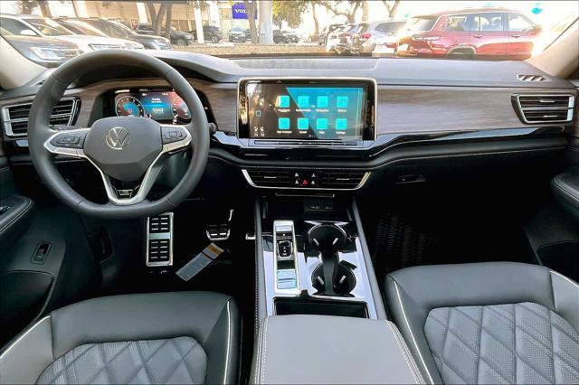 new 2025 Volkswagen Atlas car, priced at $55,118