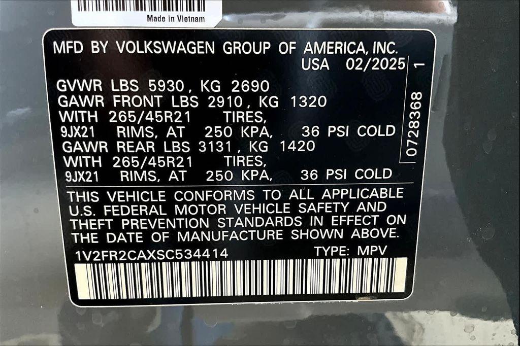 new 2025 Volkswagen Atlas car, priced at $54,366