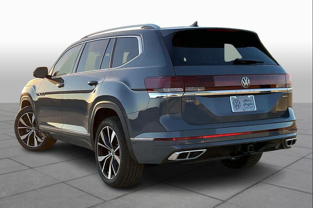new 2025 Volkswagen Atlas car, priced at $54,366
