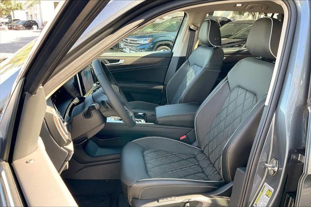 new 2025 Volkswagen Atlas car, priced at $53,969