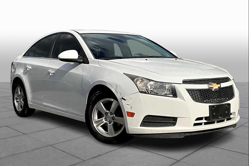used 2013 Chevrolet Cruze car, priced at $5,667