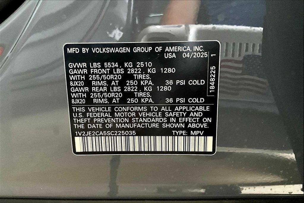 new 2025 Volkswagen Atlas Cross Sport car, priced at $44,105