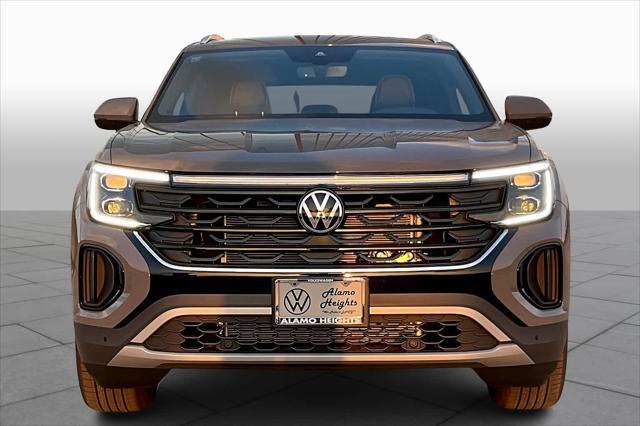 new 2025 Volkswagen Atlas Cross Sport car, priced at $44,105