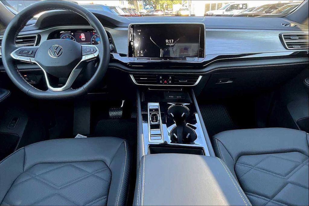 new 2026 Volkswagen Atlas Cross Sport car, priced at $45,405